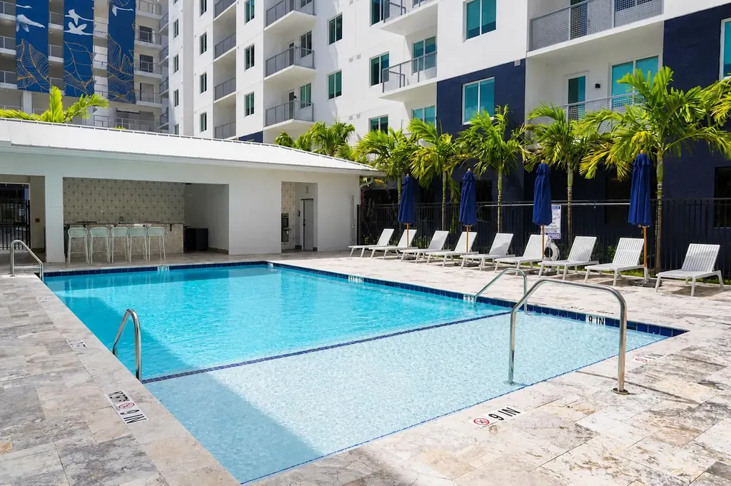 1621 S Dixie Highway Pompano Beach FL 33060