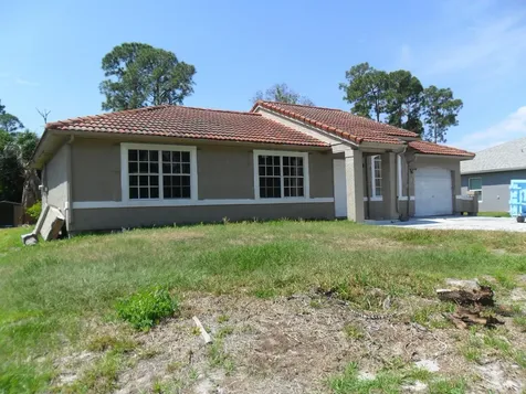1826 SW Del Rio Boulevard Port St Lucie FL 34953