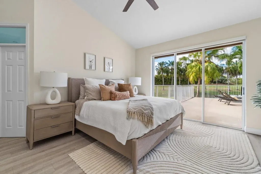 15621 Latina Place Wellington FL 33414