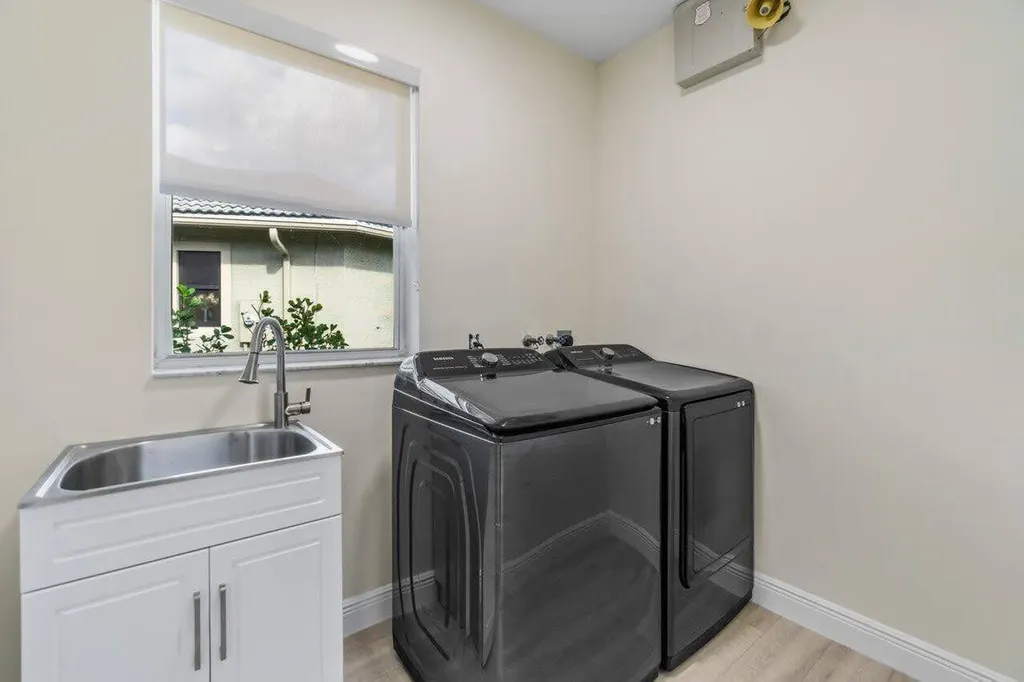 15621 Latina Place Wellington FL 33414