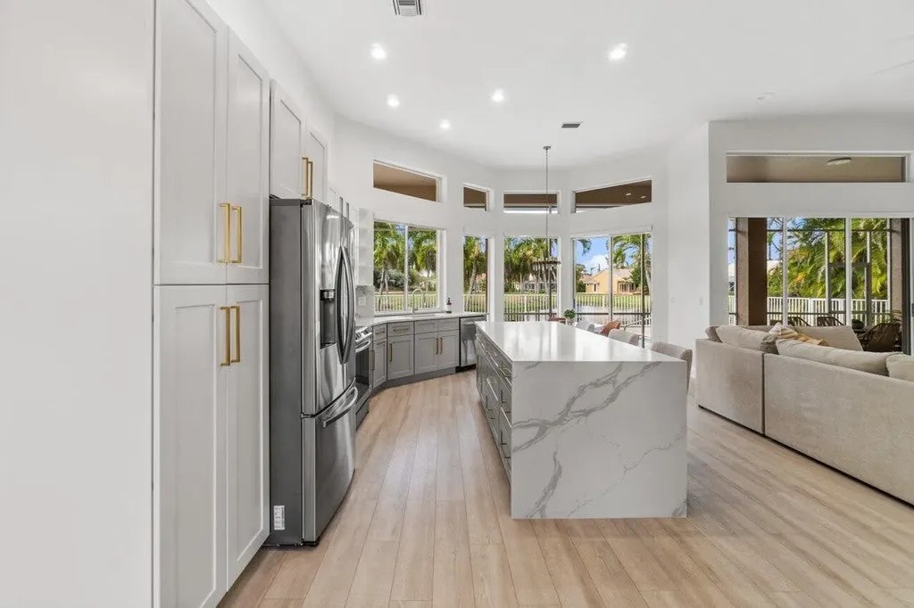 15621 Latina Place Wellington FL 33414
