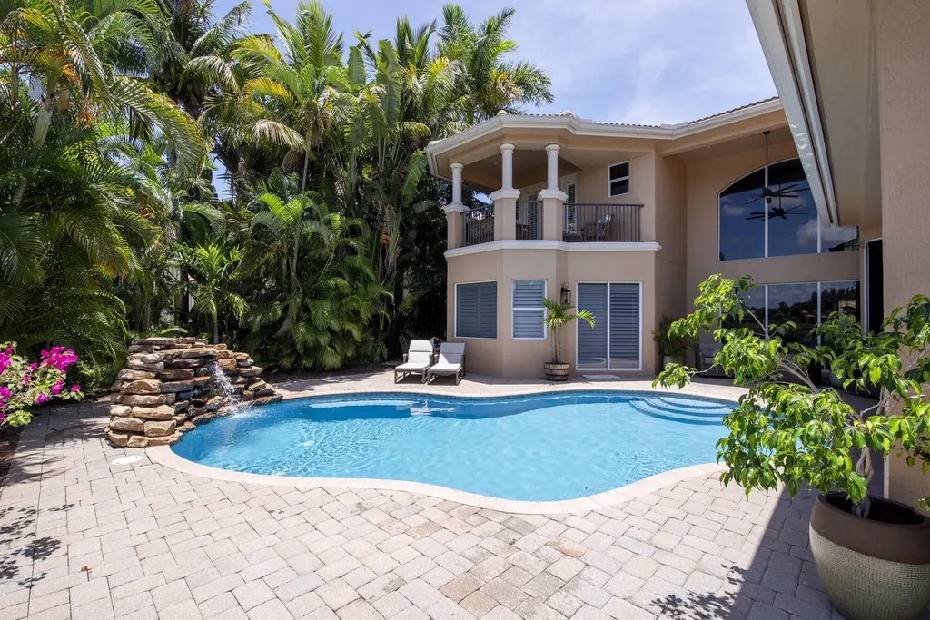 8801 Wellington View Drive West Palm Beach FL 33411