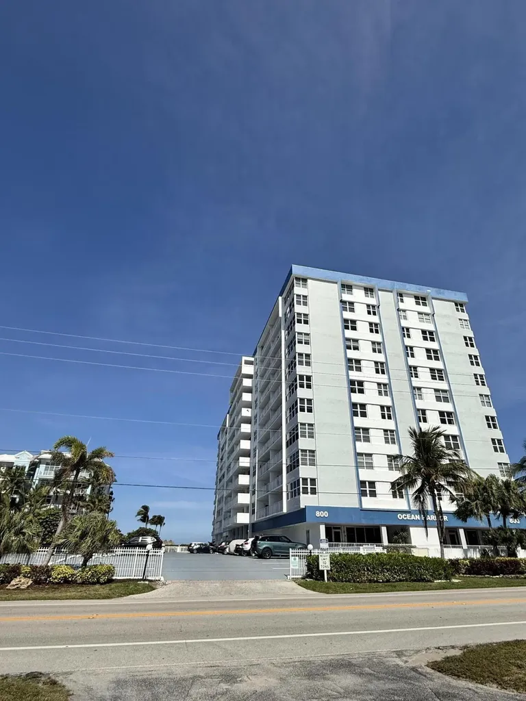 800 SE 20th Avenue Deerfield Beach FL 33441
