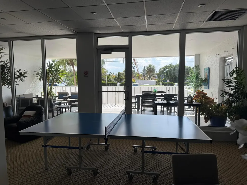 800 SE 20th Avenue Deerfield Beach FL 33441
