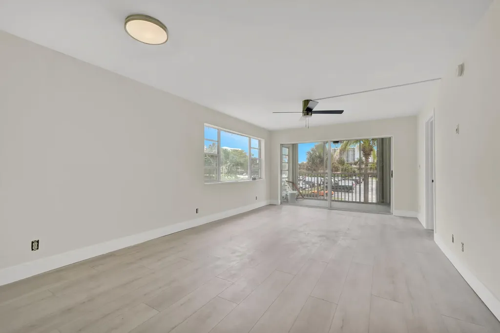3201 NE 8th Street Pompano Beach FL 33062