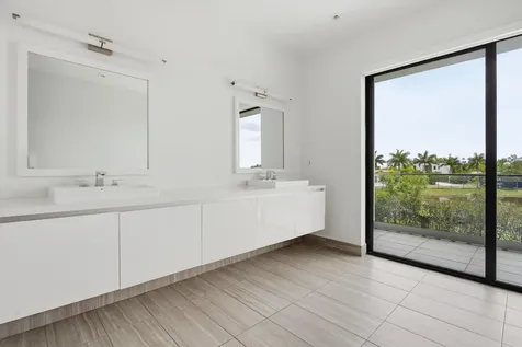 16570 Sunset Way Weston FL 33326