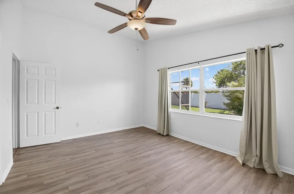 9628 Tavernier Drive Boca Raton FL 33496