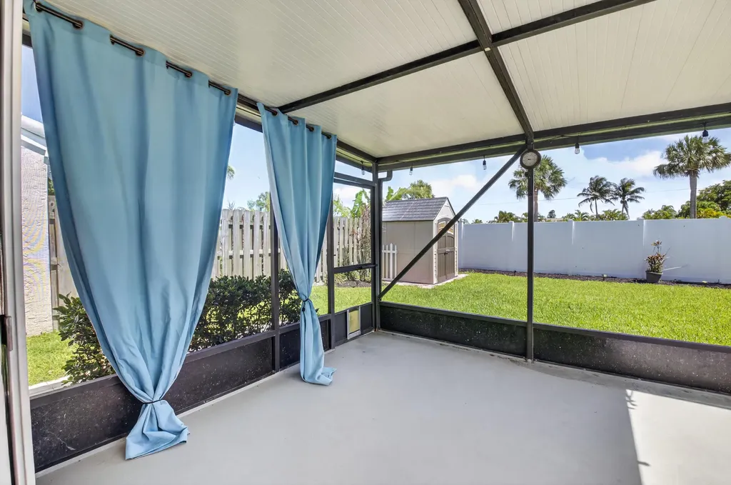 9628 Tavernier Drive Boca Raton FL 33496
