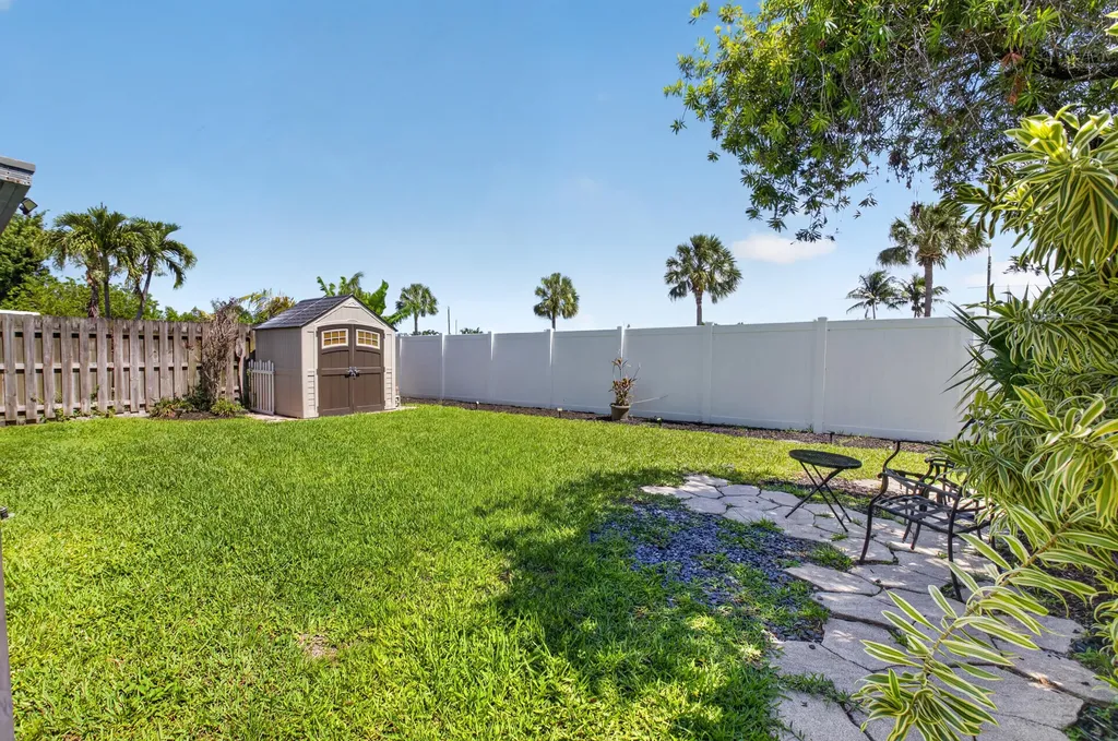 9628 Tavernier Drive Boca Raton FL 33496