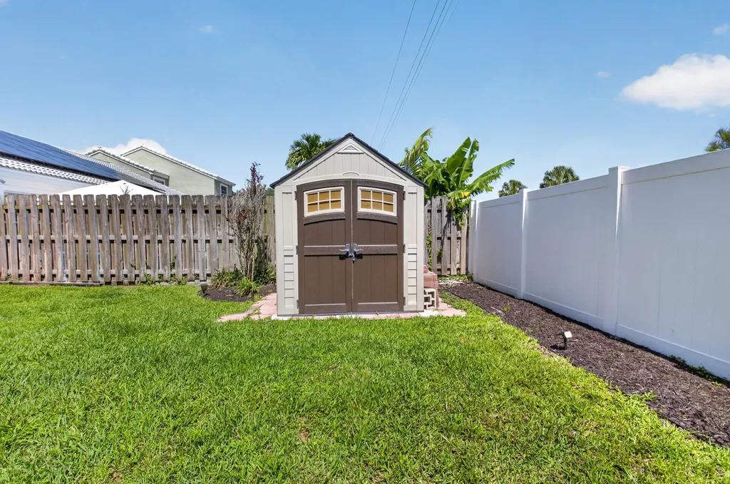 9628 Tavernier Drive Boca Raton FL 33496