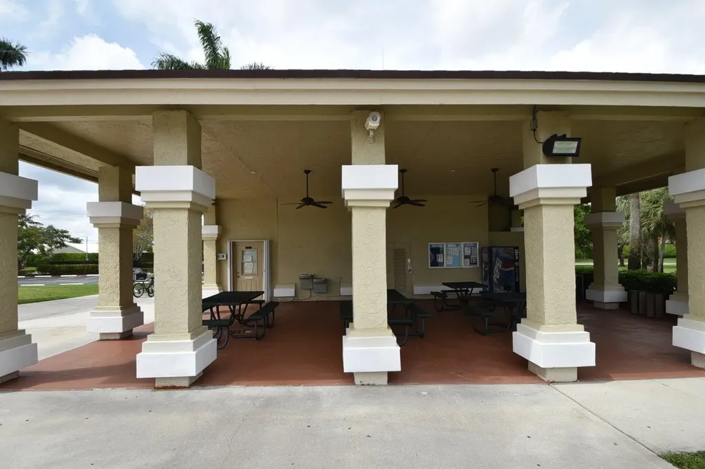 9628 Tavernier Drive Boca Raton FL 33496