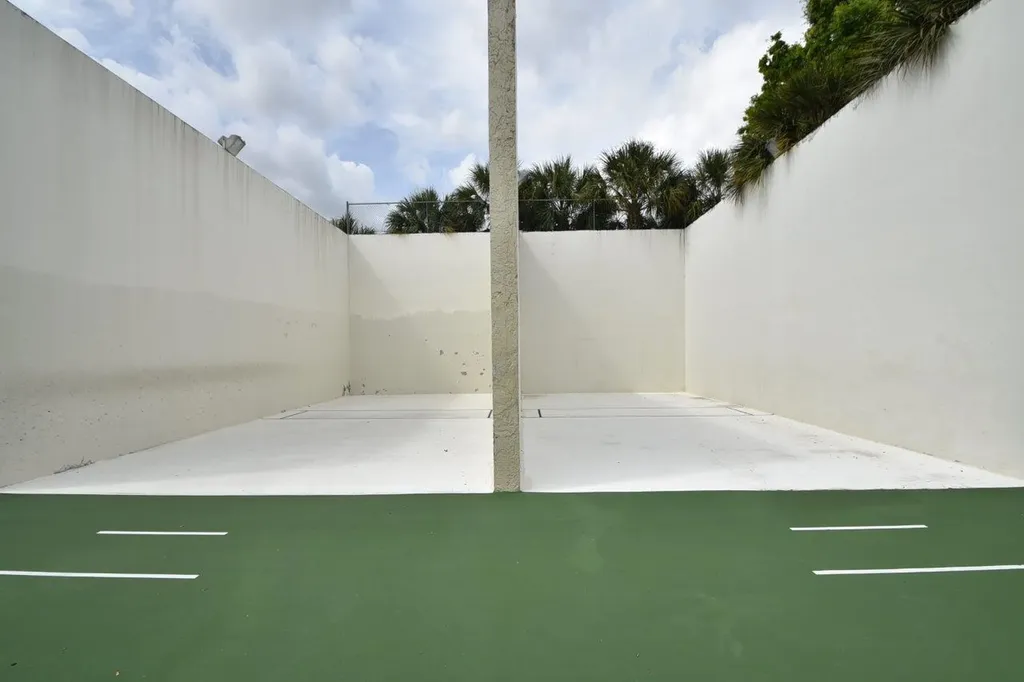 9628 Tavernier Drive Boca Raton FL 33496