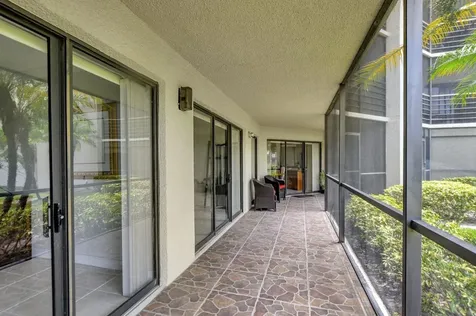 5901 Camino Del Sol Boca Raton FL 33433