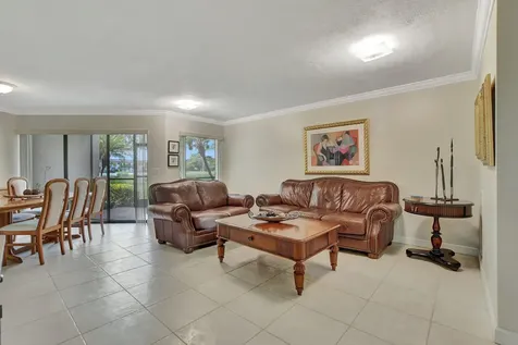 5901 Camino Del Sol Boca Raton FL 33433