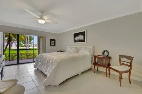 5901 Camino Del Sol Boca Raton FL 33433