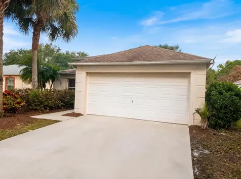 262 SW Panther Trace Port St Lucie FL 34953