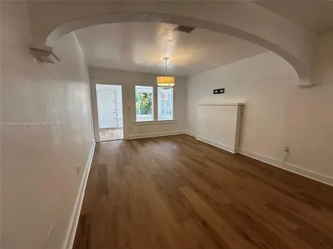 267 NW 33rd Street Miami FL 33127