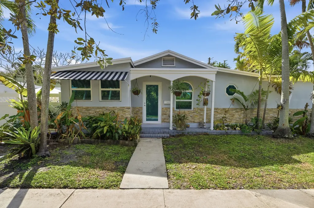 1610 NE 7th Street Fort Lauderdale FL 33304