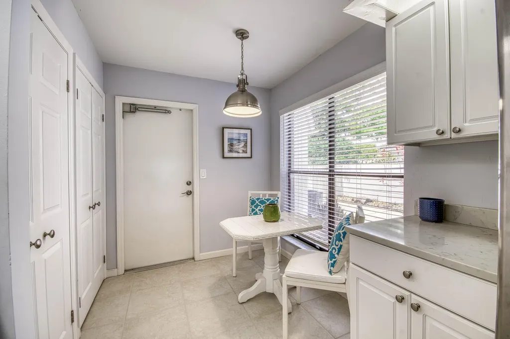 495 Prestwick Circle Palm Beach Gardens FL 33418
