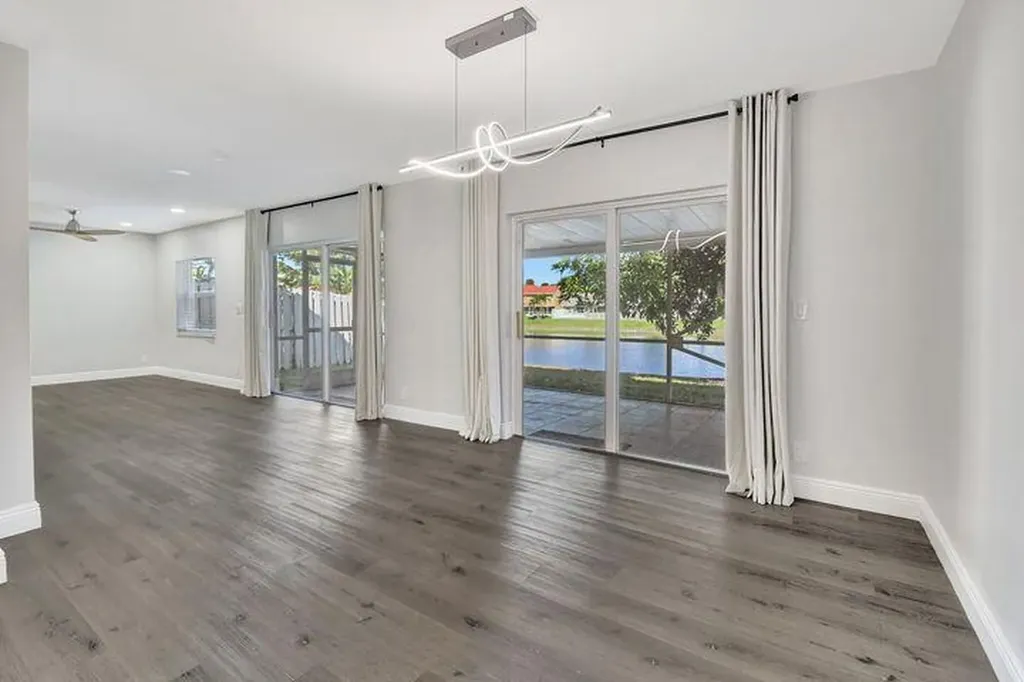 10104 Country Brook Road Boca Raton FL 33428