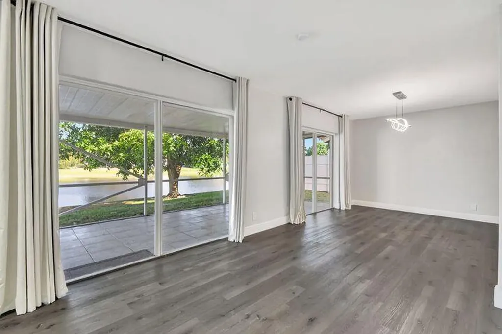 10104 Country Brook Road Boca Raton FL 33428