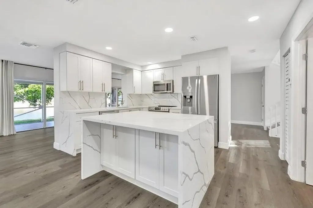 10104 Country Brook Road Boca Raton FL 33428