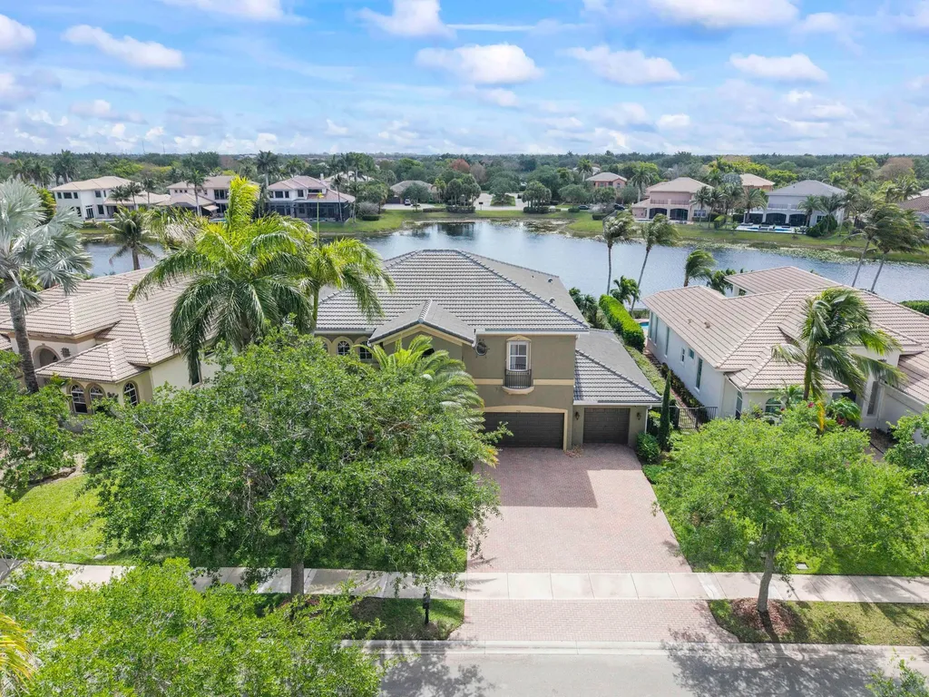 7508 NW 117th Lane Parkland FL 33076