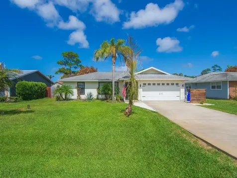 160 9th Court Vero Beach FL 32962