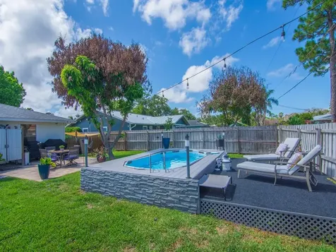 160 9th Court Vero Beach FL 32962