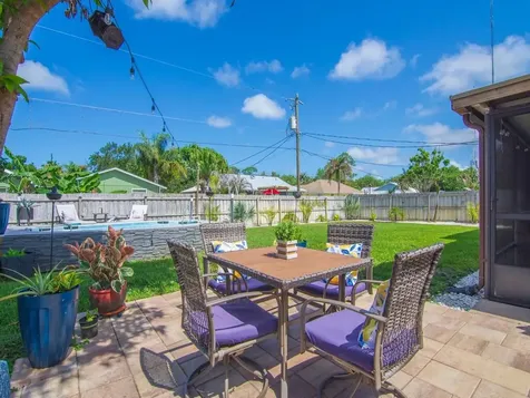160 9th Court Vero Beach FL 32962