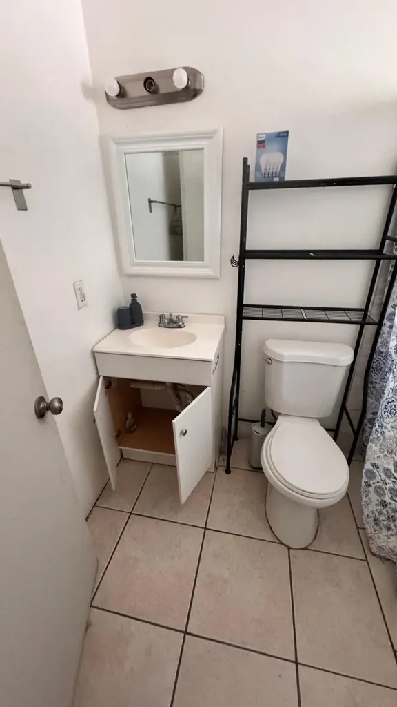 1132 NW 5th Court Fort Lauderdale FL 33311