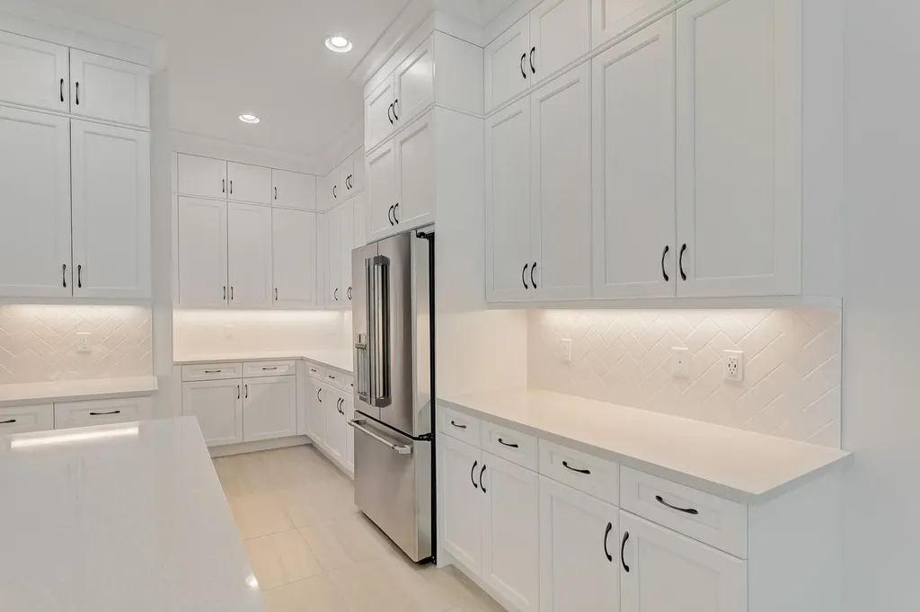 13559 Artisan Circle Palm Beach Gardens FL 33418