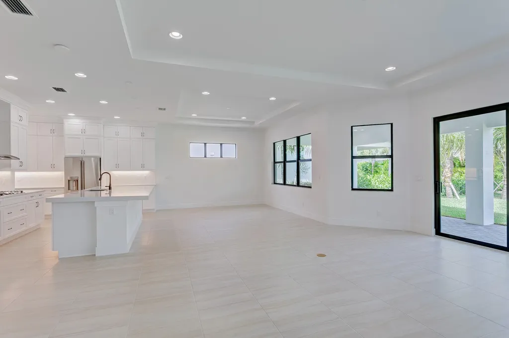 13559 Artisan Circle Palm Beach Gardens FL 33418