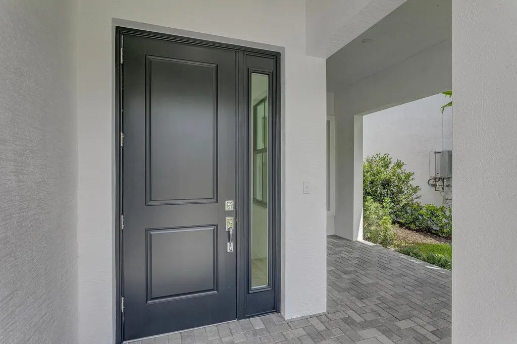 13559 Artisan Circle Palm Beach Gardens FL 33418