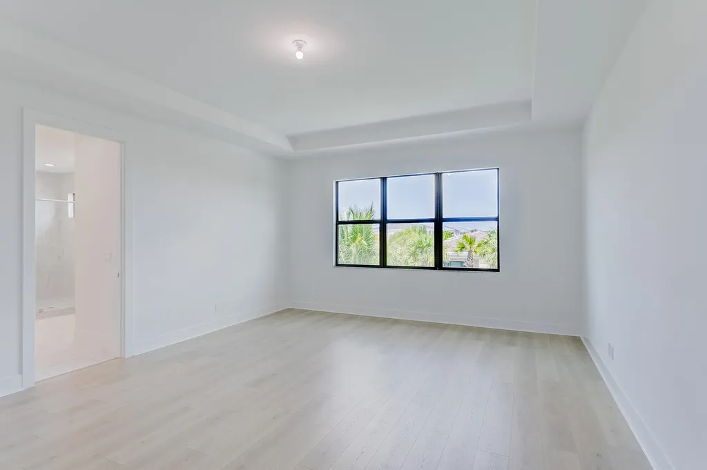 13559 Artisan Circle Palm Beach Gardens FL 33418