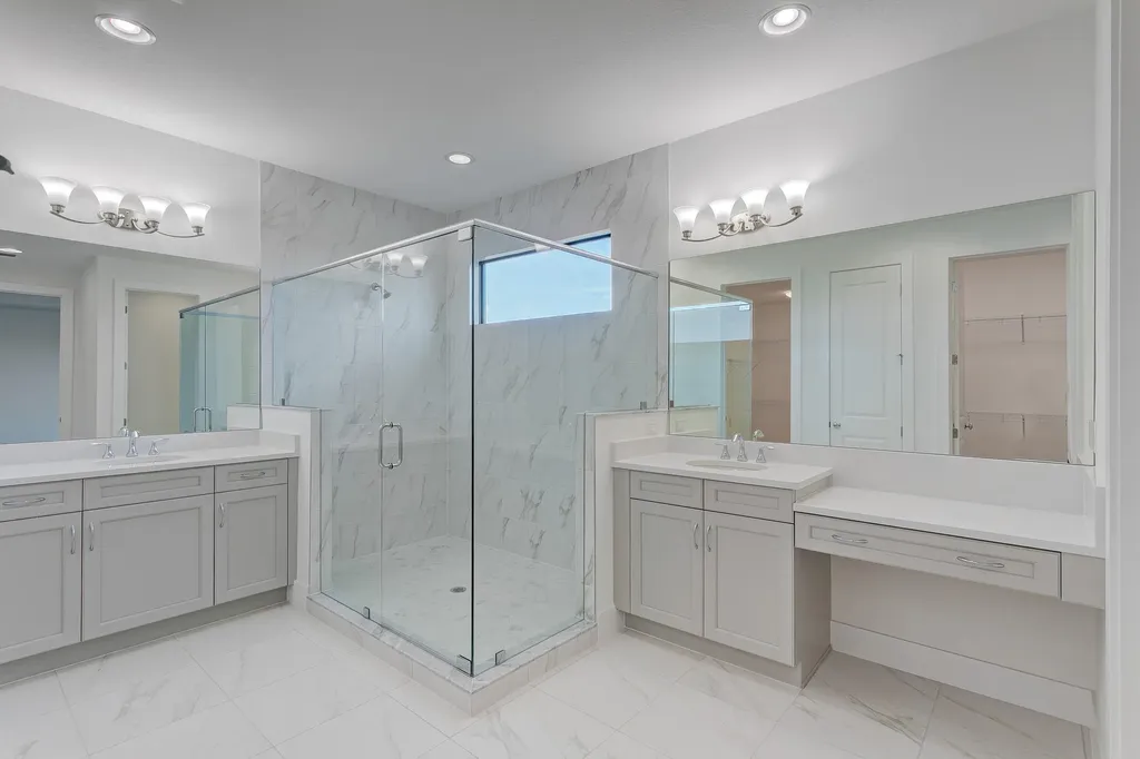 13559 Artisan Circle Palm Beach Gardens FL 33418
