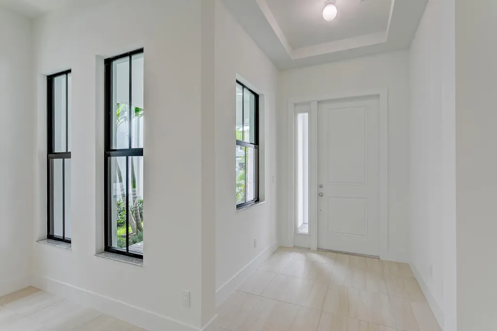 13559 Artisan Circle Palm Beach Gardens FL 33418