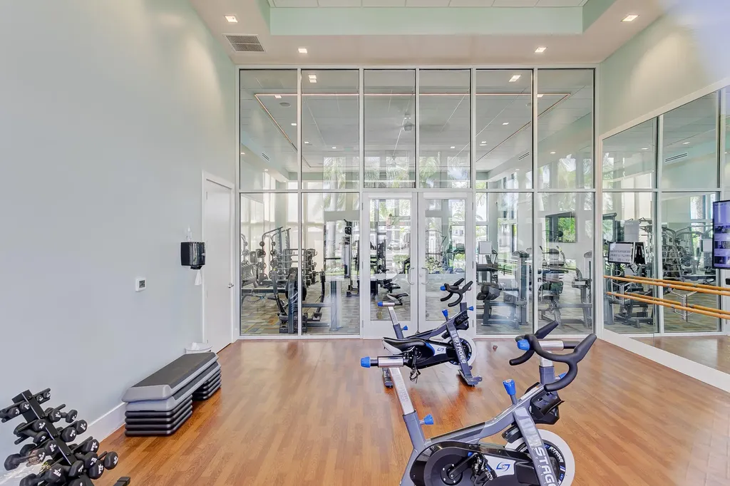 13559 Artisan Circle Palm Beach Gardens FL 33418