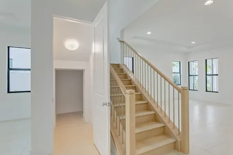 13559 Artisan Circle Palm Beach Gardens FL 33418