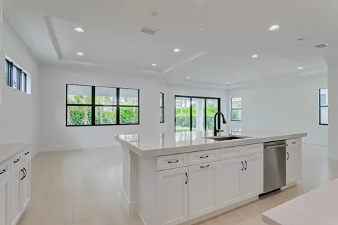 13559 Artisan Circle Palm Beach Gardens FL 33418