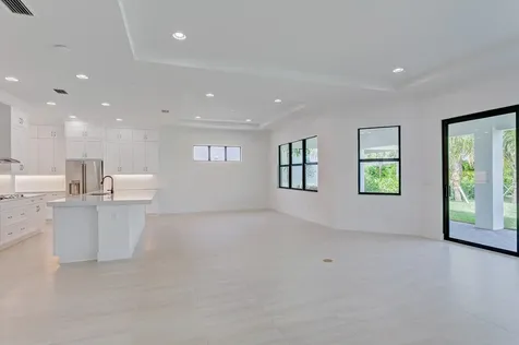 13559 Artisan Circle Palm Beach Gardens FL 33418