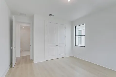 13559 Artisan Circle Palm Beach Gardens FL 33418