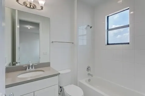 13559 Artisan Circle Palm Beach Gardens FL 33418