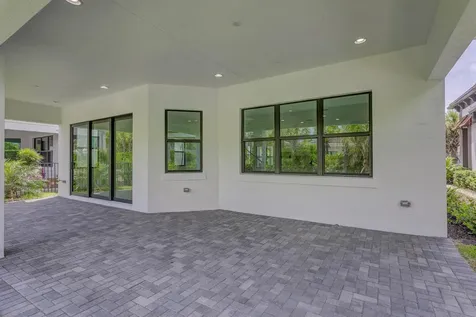 13559 Artisan Circle Palm Beach Gardens FL 33418