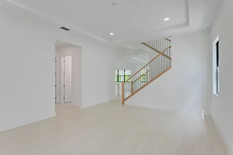 13559 Artisan Circle Palm Beach Gardens FL 33418