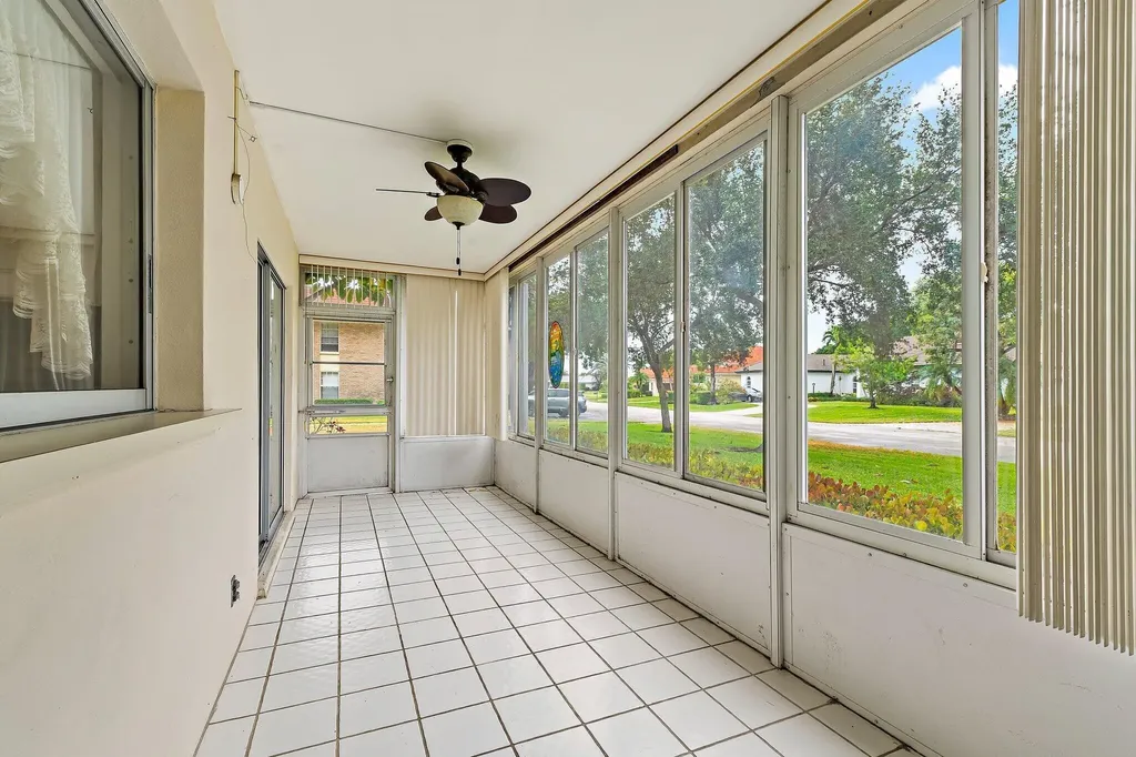 5570 Tamberlane Circle Palm Beach Gardens FL 33418