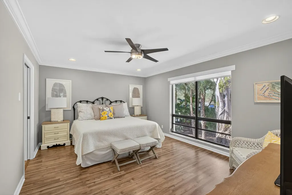 605 Brackenwood Cove Palm Beach Gardens FL 33418