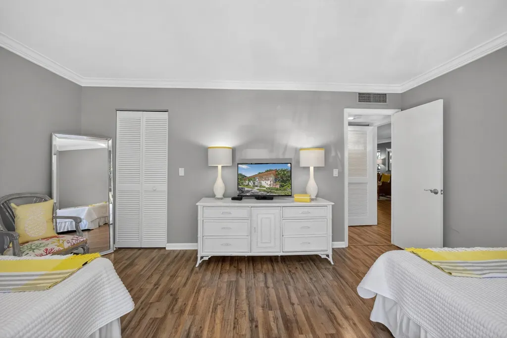 605 Brackenwood Cove Palm Beach Gardens FL 33418