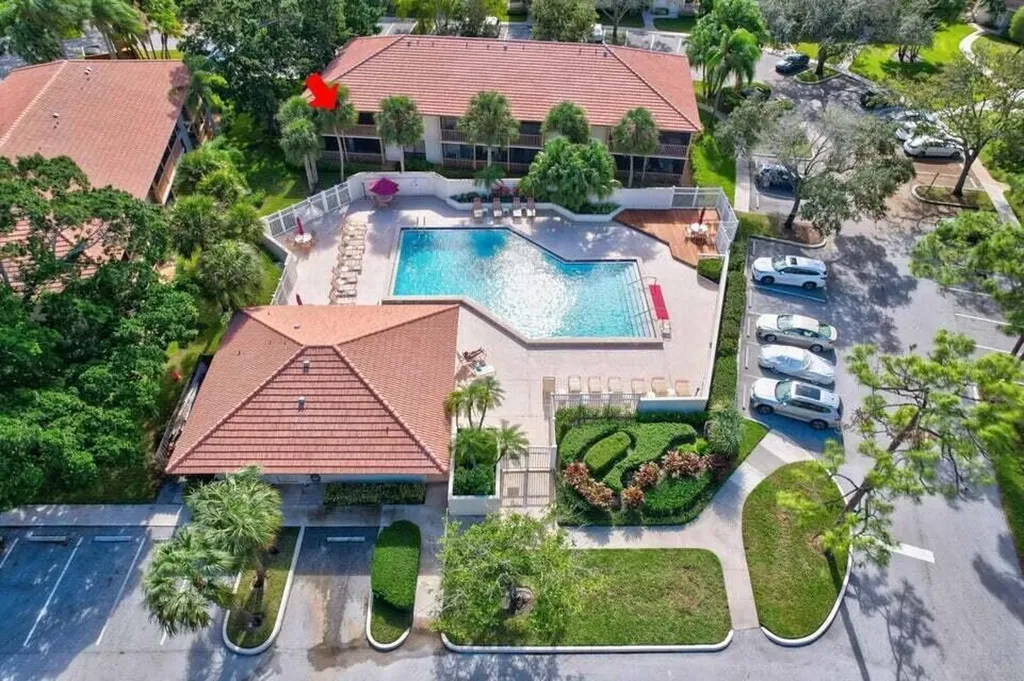 605 Brackenwood Cove Palm Beach Gardens FL 33418