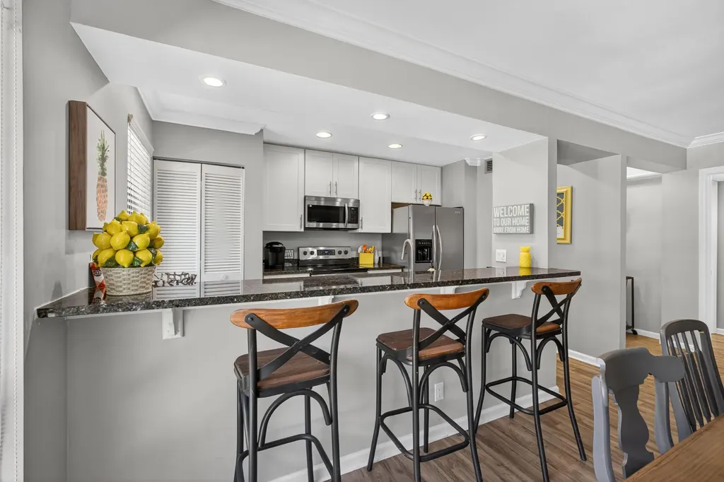 605 Brackenwood Cove Palm Beach Gardens FL 33418